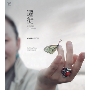 大王酸浆把女生干逼用黄瓜插她的逼
